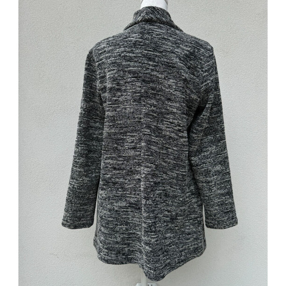 Club Monaco Small Textured Wrap Coat in Black and White - Picture 6 of 13